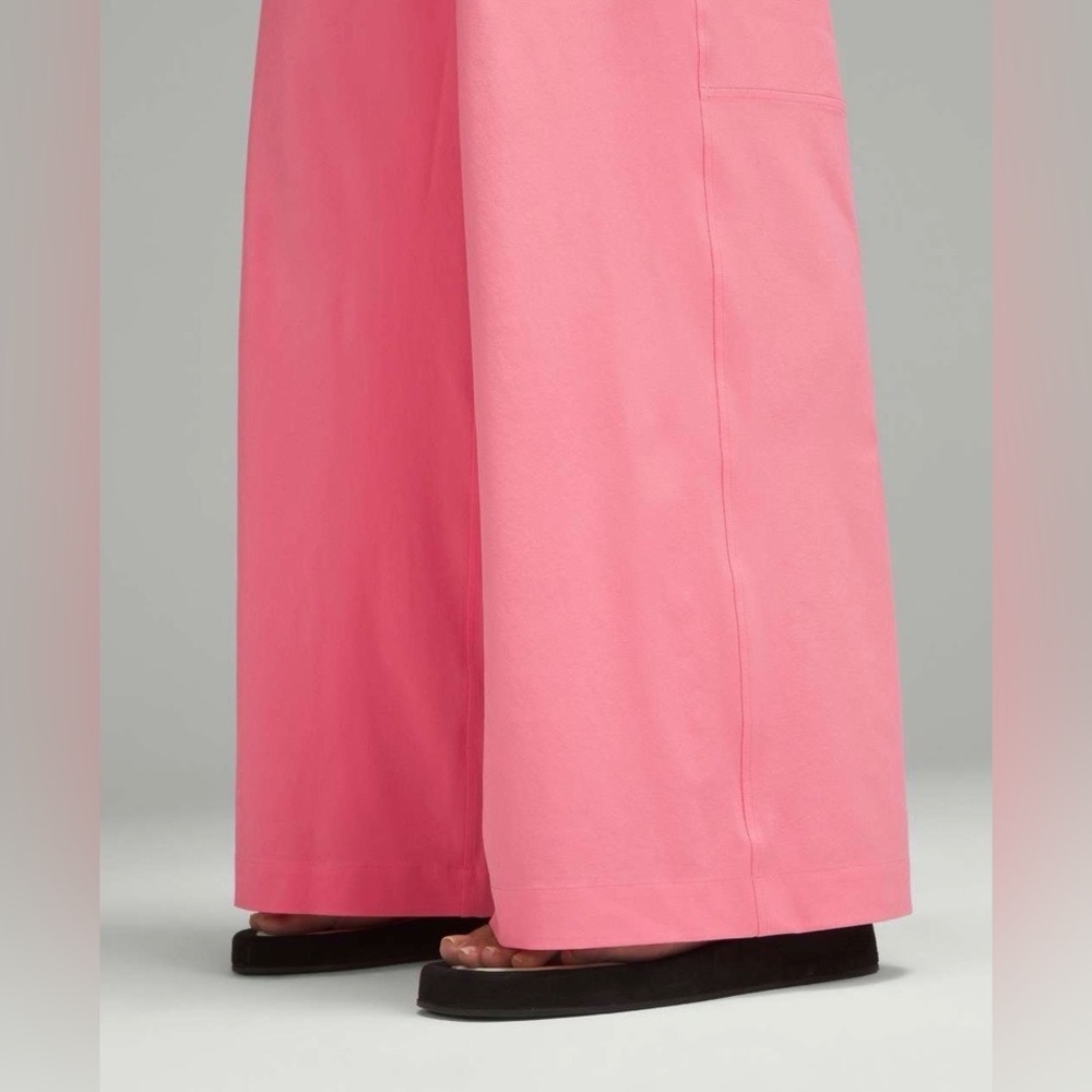 Lululemon Swift Mid-Rise Wide-Leg Pant in Sakura Pink - Picture 5 of 7